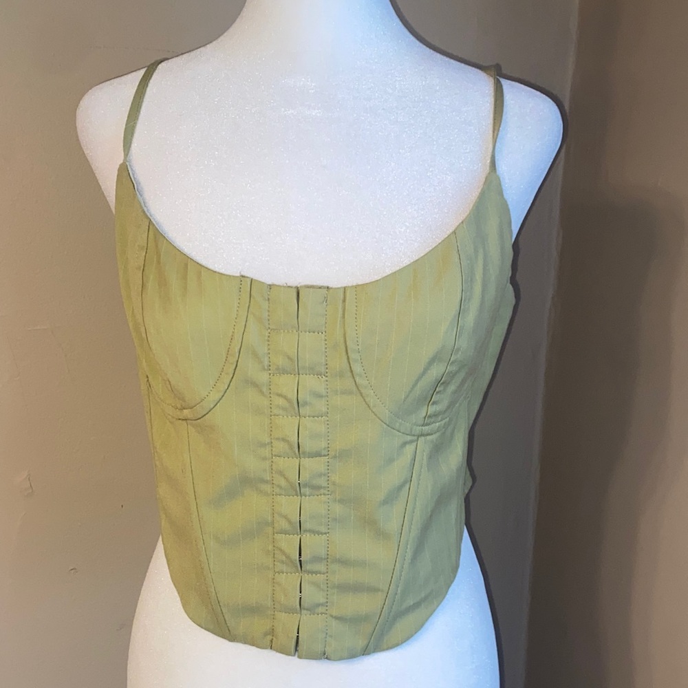 NWOT KENDALL & KYLIE Pinstripe Corset Crop Tank M